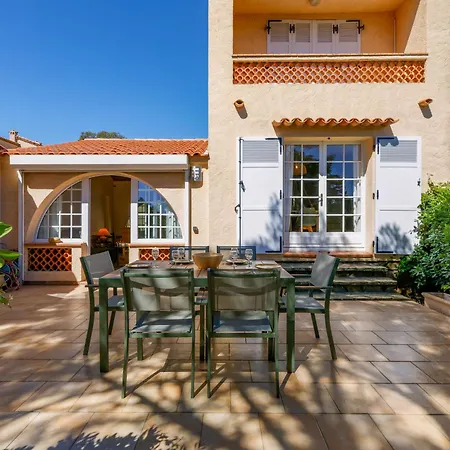 Les Minoux By Interhome Les Issambres