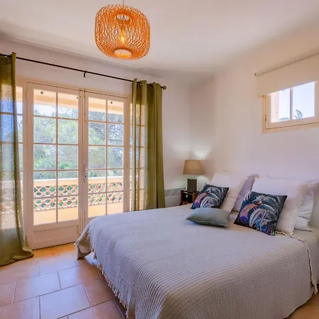 Semesterbostad Les Minoux By Interhome